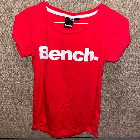 BENCH tshirt - Picture 1 of 2